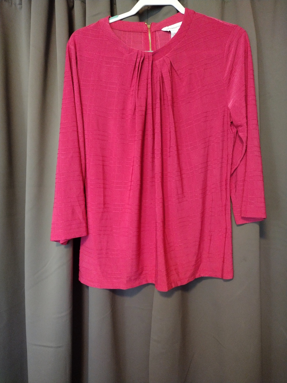 Liz Claiborne Women's Pink Pleated-Front Knit Top